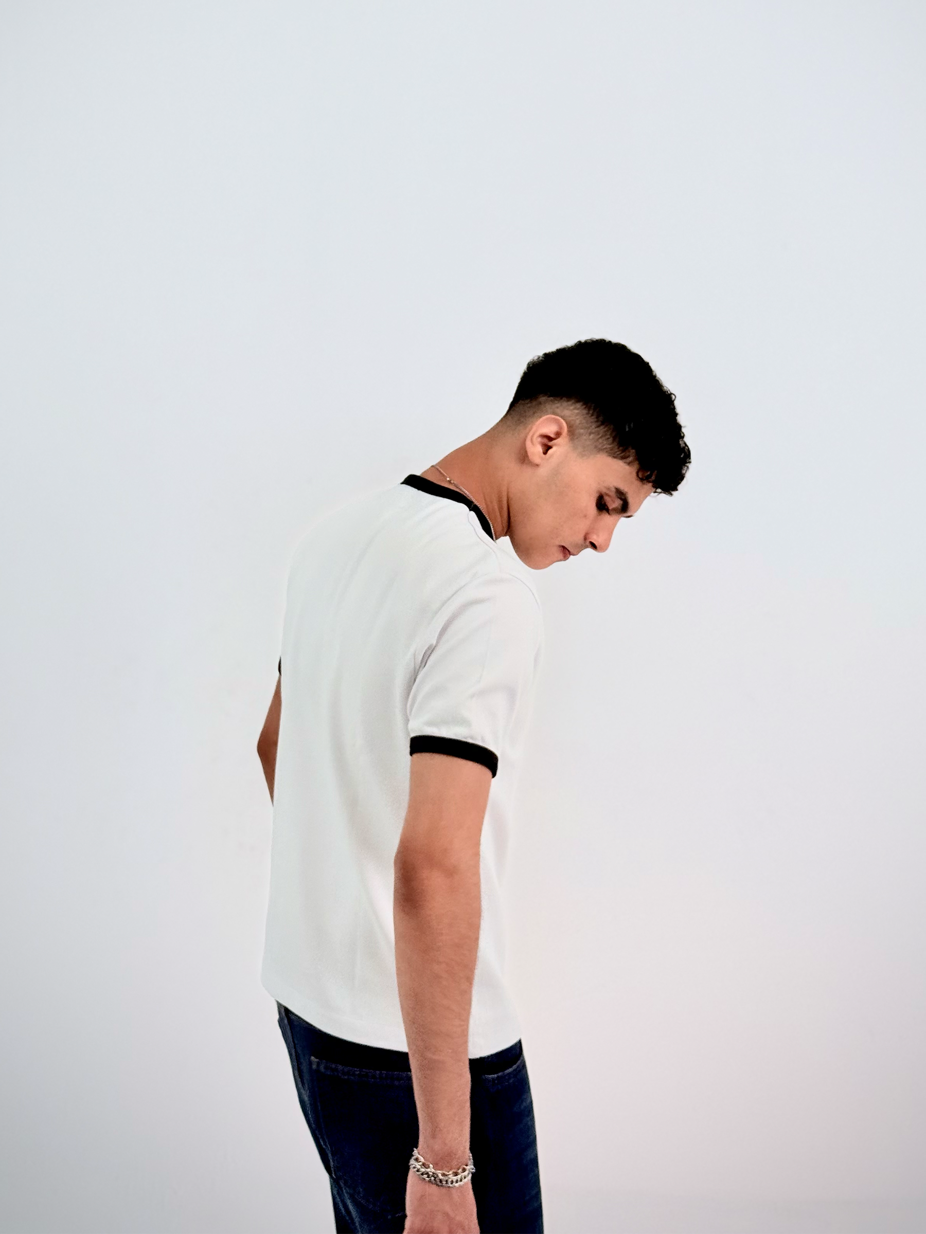 White Ringer